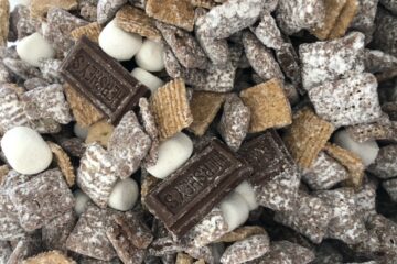 S'mores Muddy Buddies fast and easy s'mores treat for kids