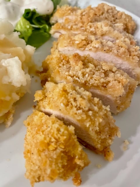 Easy Butter Cracker Chicken | The Butcher's Wife