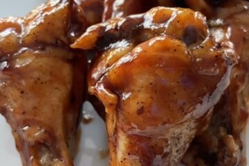 Oven baked chicken wings with bbq sauce